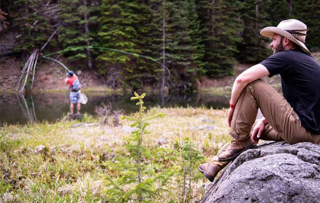 HOW A GUIDE PLANS STALKS ON ELK AND DEER