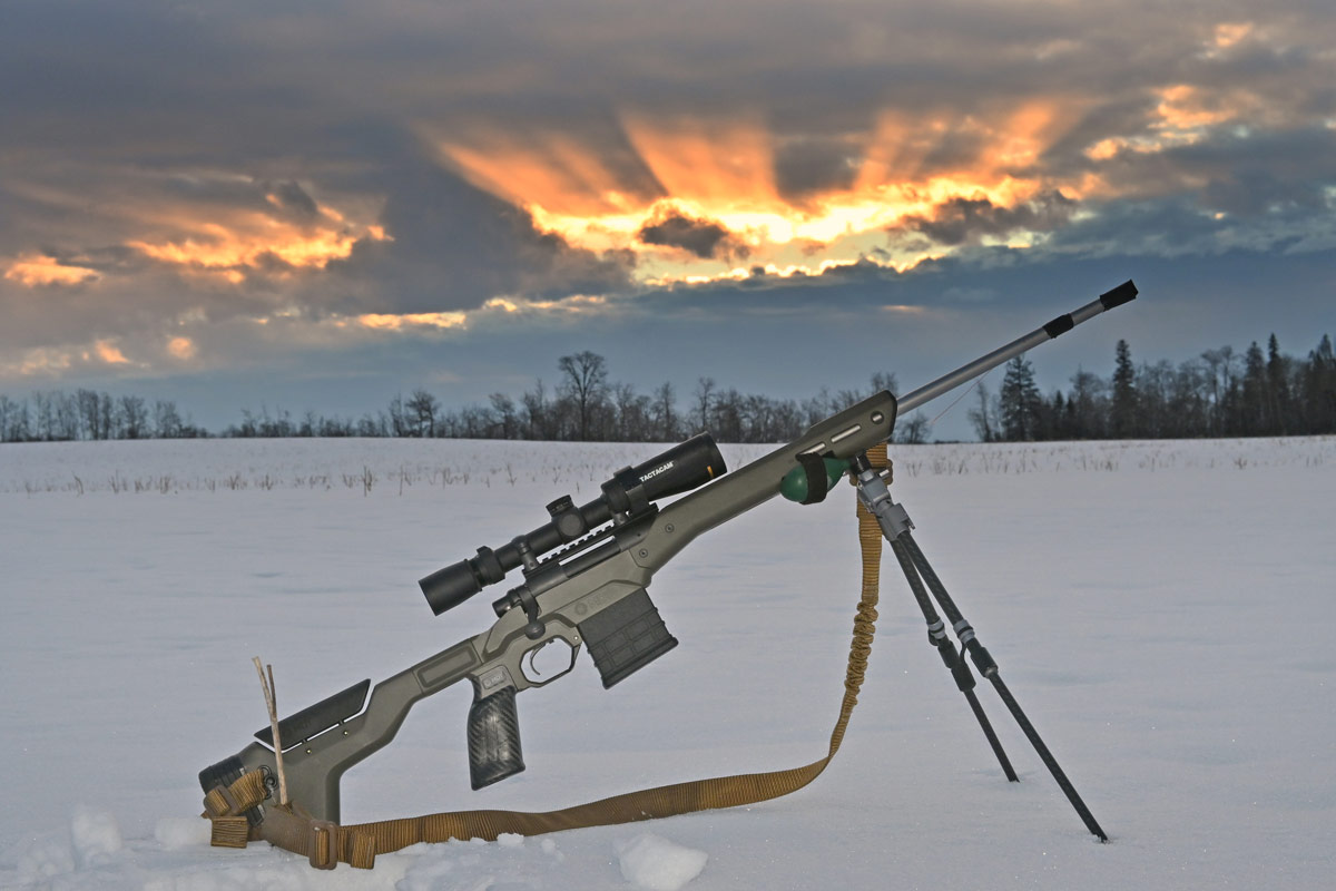 MDT HNT26 Chassis System in snow during sunset